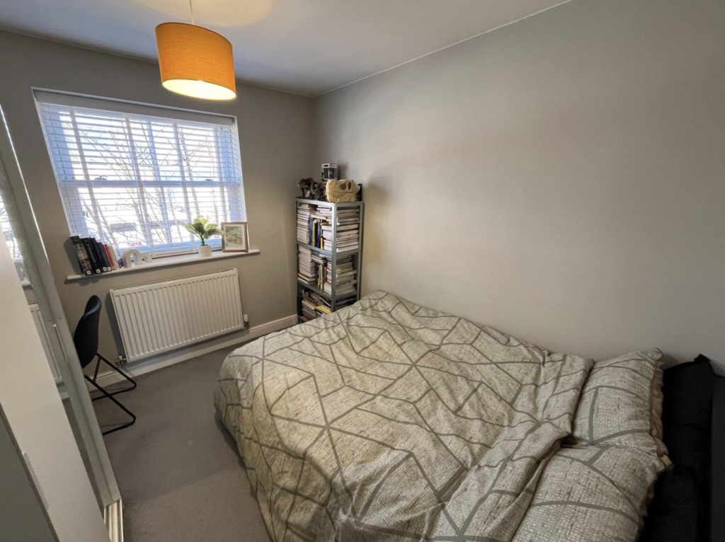 3 Robey Court - Bedroom(1).png