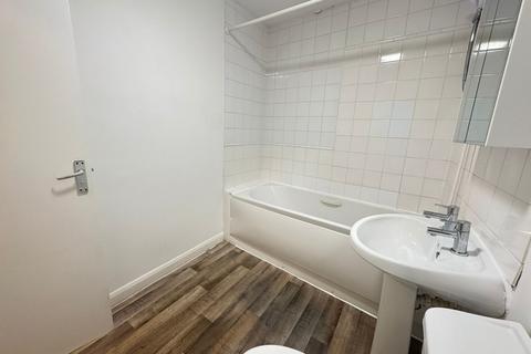 undefined, Lincoln LN2