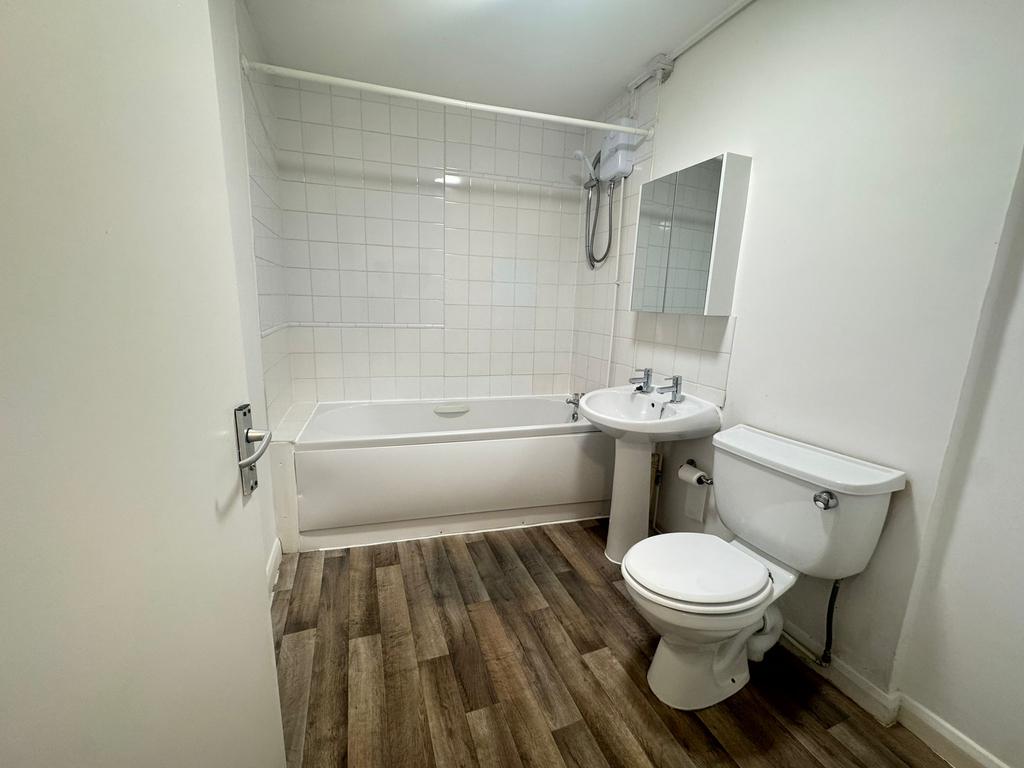 Whats App Image 2025-07-24 at 15.00.17 (2).jpeg