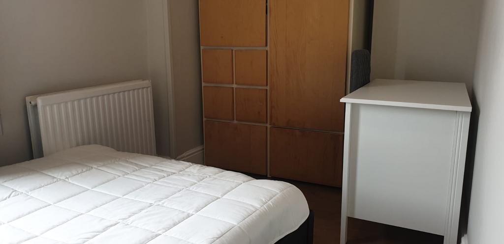 14 Arboretum View - Bedroom(7).jpeg