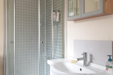 undefined, Lincoln LN2