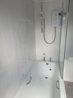 1 bedroom apartment to rent, 13 Hill Park Crescent flat 3 TFF