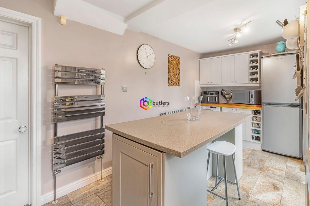 Kitchen / Breakfast Room
