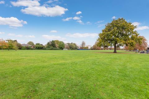 undefined, Hanover Way, Windsor SL4
