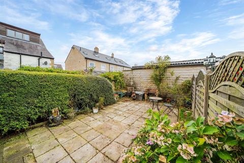 3 bedroom terraced house for sale, Kings Road, Buxton