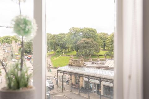 3 bedroom maisonette for sale, The Quadrant, Buxton