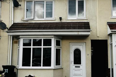 Newland Grove, Dudley, DY2 0TJ
