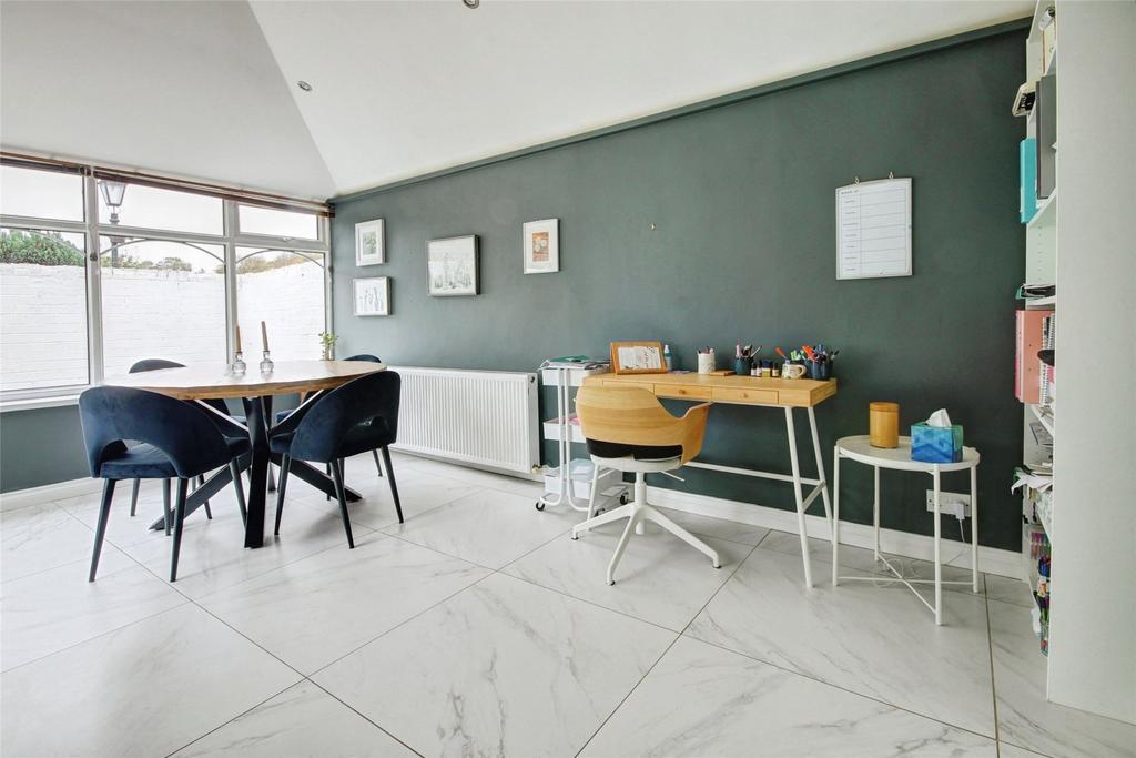 Dining Garden Room