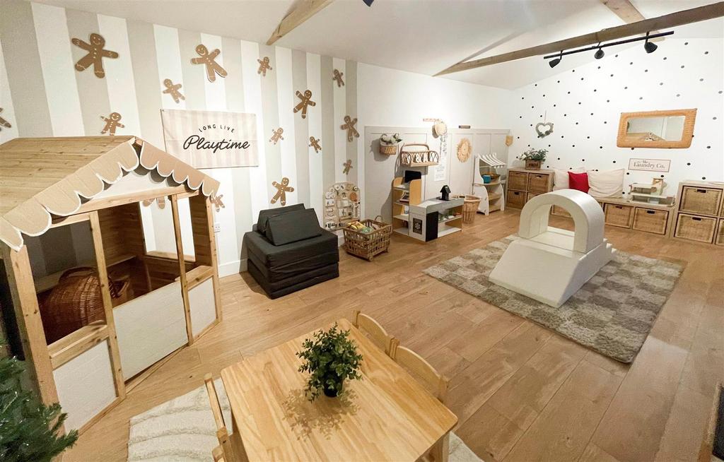 Cabin2.jpg