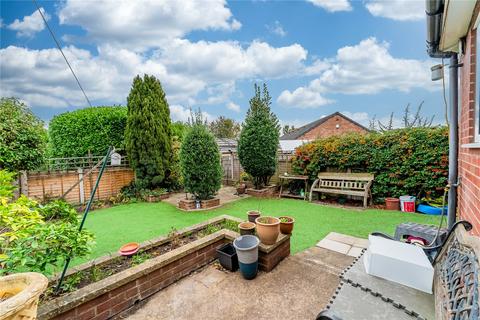 3 bedroom semi-detached house for sale, Carleton View, Pontefract, West Yorkshire, WF8