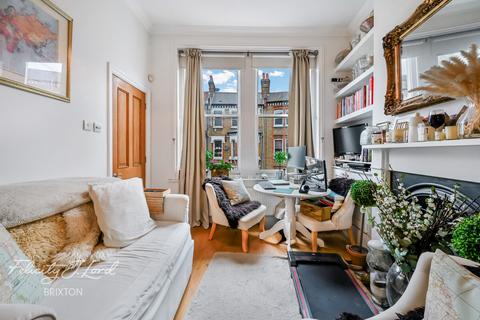 1 bedroom flat for sale, Tremadoc Road, London SW4