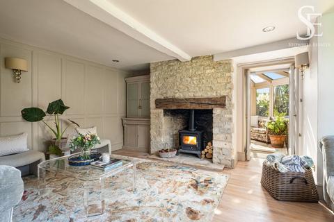 5 bedroom detached house for sale, Warrens Cross, Lechlade, GL7