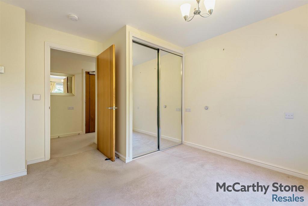 8667667-interior13-800.jpg