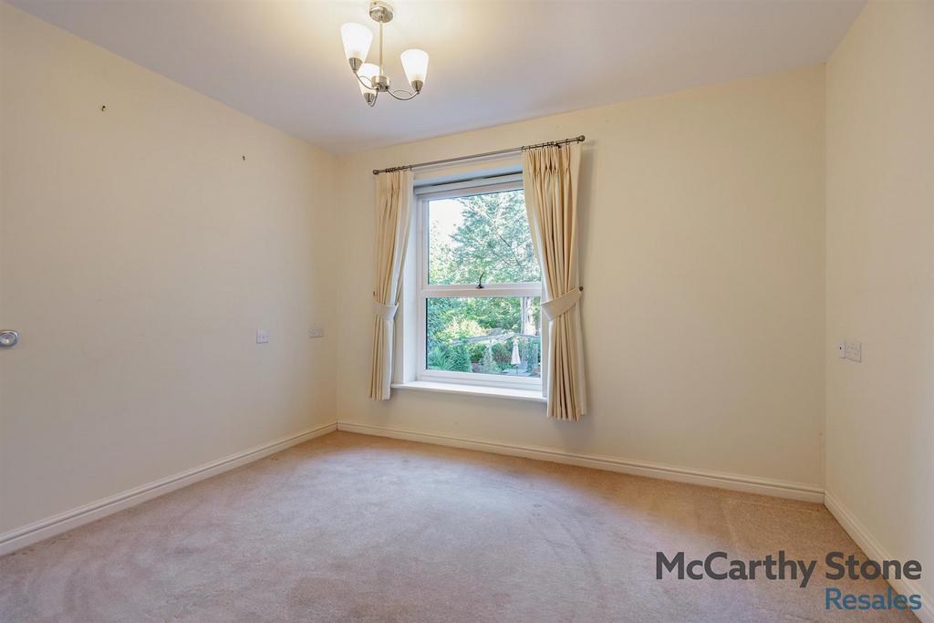 8667667-interior12-800.jpg