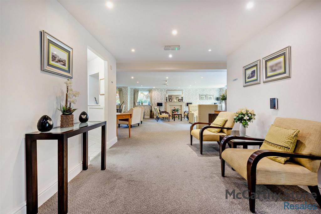 8667667-interior22-800.jpg