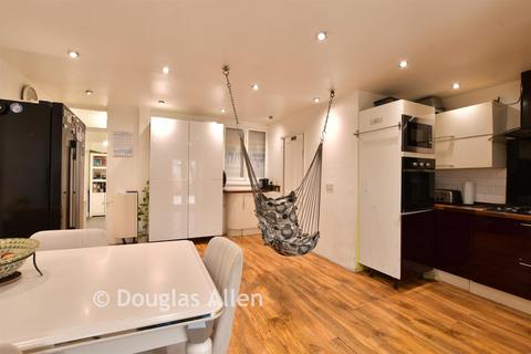 undefined, Flempton Road, Leyton