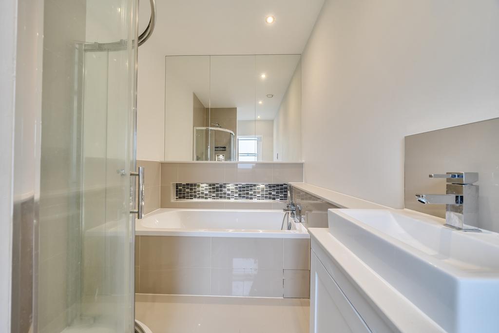 Ensuite Bathroom