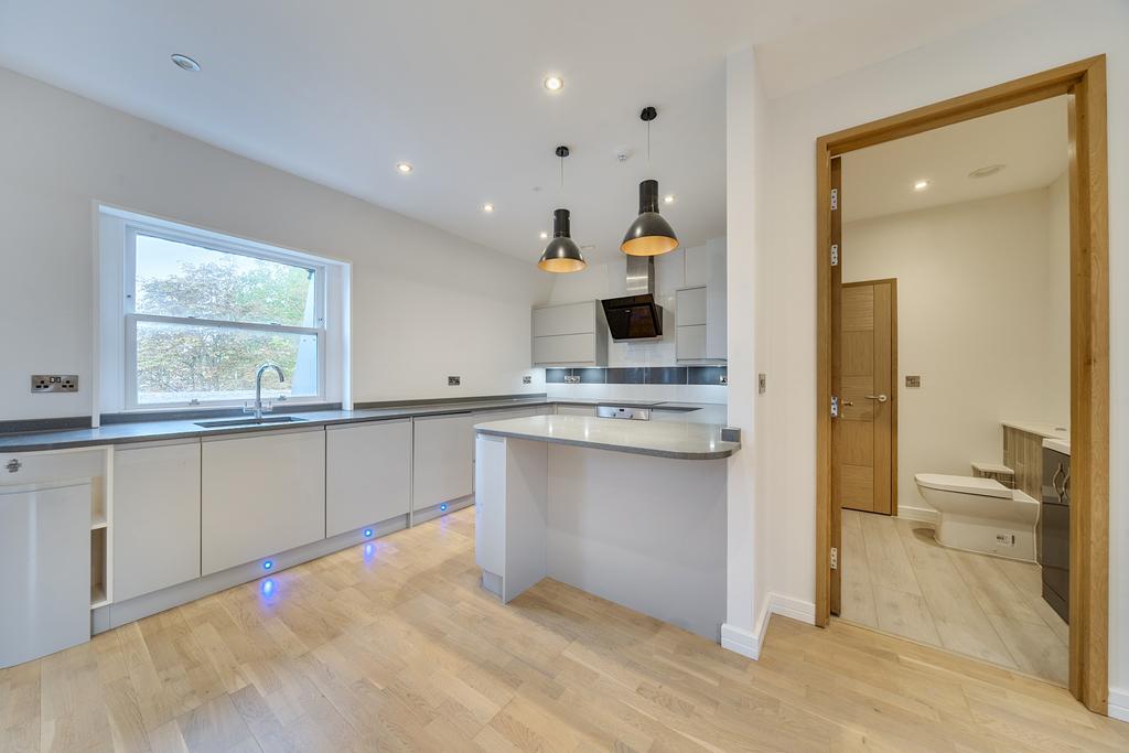 Open Plan Living Room / Kitchen / Dining Room