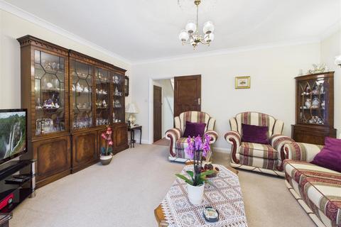 3 bedroom semi-detached house for sale, Cottimore Lane, Walton-On-Thames