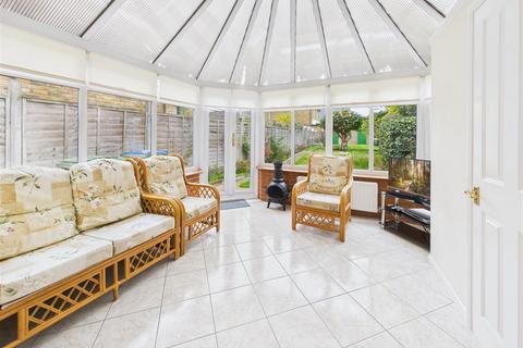 3 bedroom semi-detached house for sale, Cottimore Lane, Walton-On-Thames