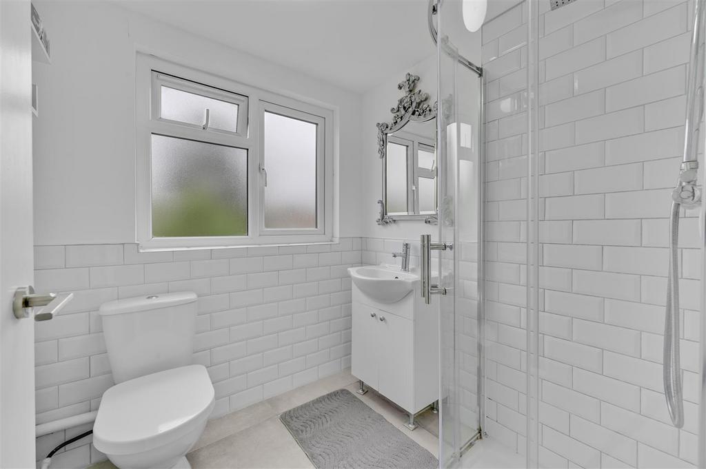 Daniels 11, Barford Close London, NW4 001.jpg