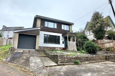 Pennar Close, Newbridge, NP11