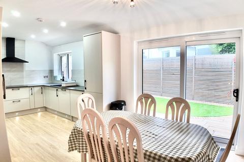 undefined, Pennar Close, Newbridge, NP11