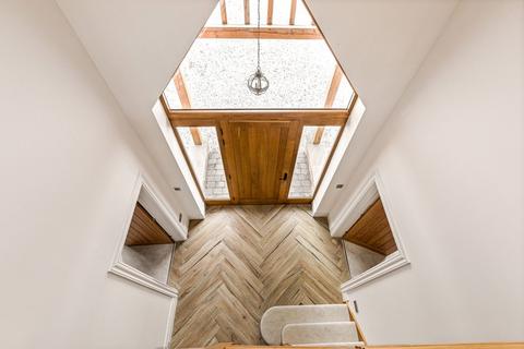 5 bedroom detached house for sale, Waltham Road, Melton Mowbray  LE14