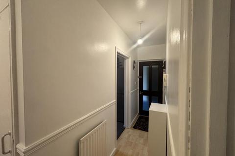 2 bedroom flat for sale, Kingsmere Gardens Walker Newcastle upon Tyne