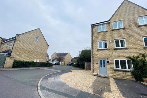 Birkhead Close, Kirkburton, Huddersfield, West Yorkshire, HD8