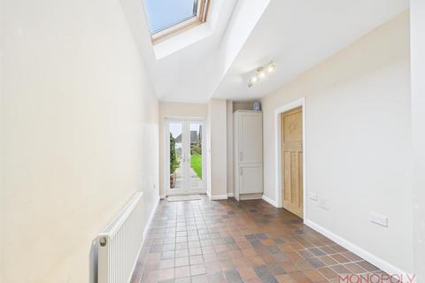 4 bedroom semi-detached house for sale, Pant Olwen, Gresford, Wrexham