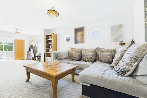 3 bedroom detached bungalow for sale, Coniston Gardens, Southampton SO30