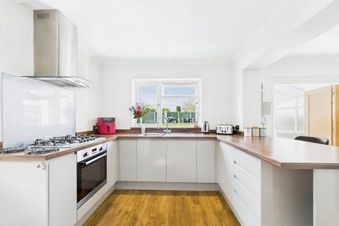 3 bedroom detached bungalow for sale, Coniston Gardens, Southampton SO30