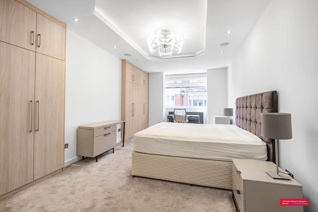 Apartment in London - View 3