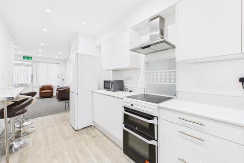 undefined, Moor Street