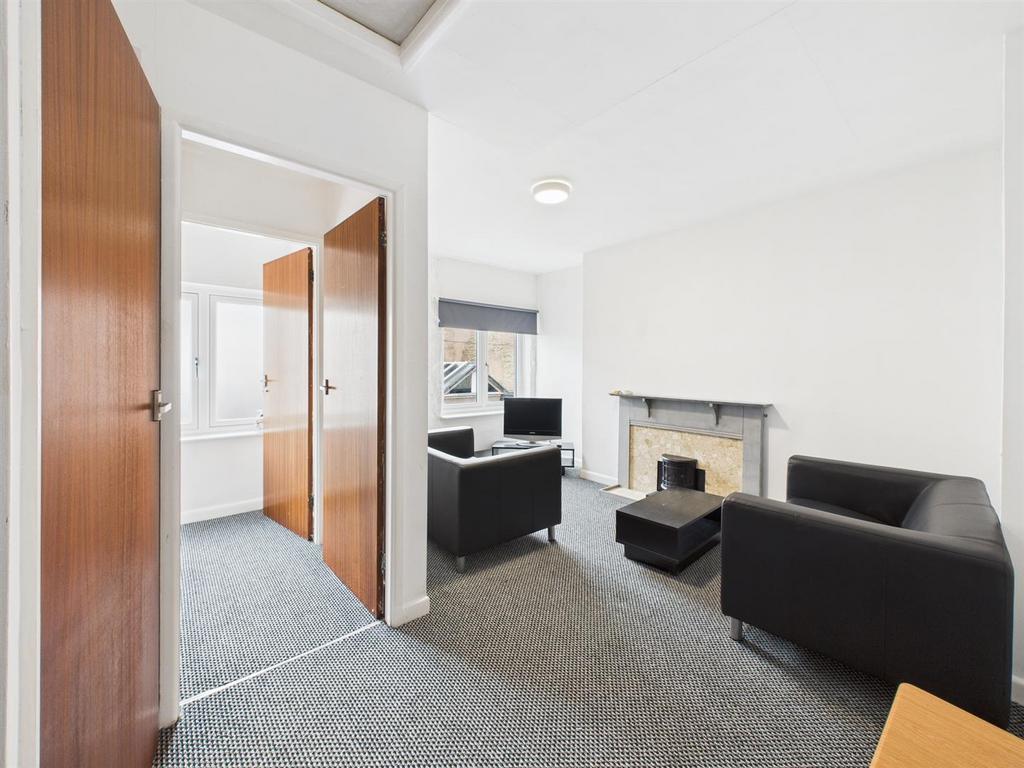 5, Moor Street