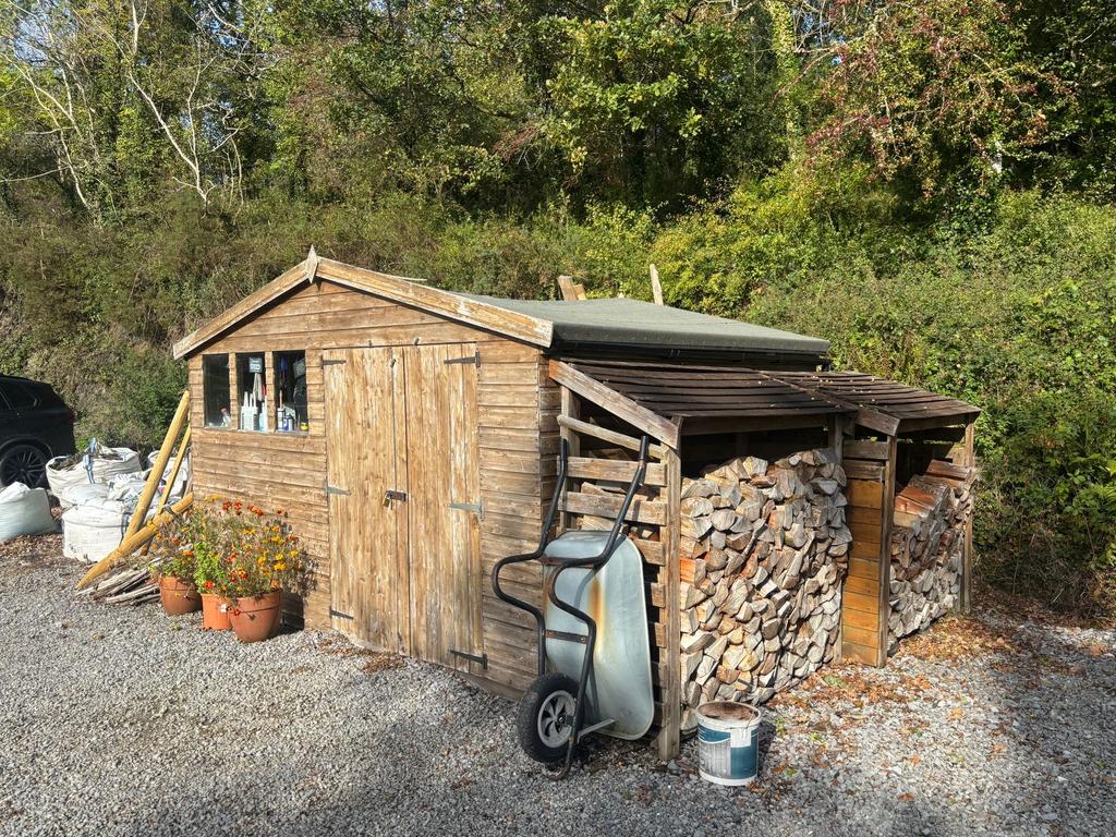 Tool shed