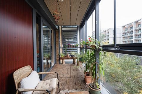1 bedroom flat for sale, Dalston Square, Dalston, London, E8