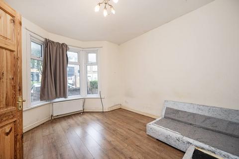 20 Millicent Road, London, E10 7LG