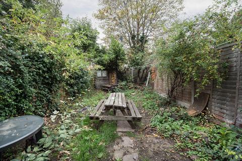 20 Millicent Road, London, E10 7LG