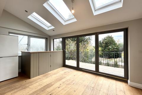 undefined, Henley Road, Caversham, Reading, Berkshire, RG4