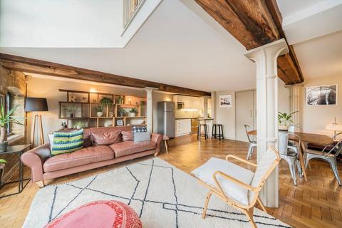 2 bedroom flat to rent, Deal Street, London E1