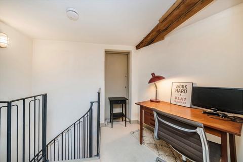 2 bedroom flat to rent, Deal Street, London E1