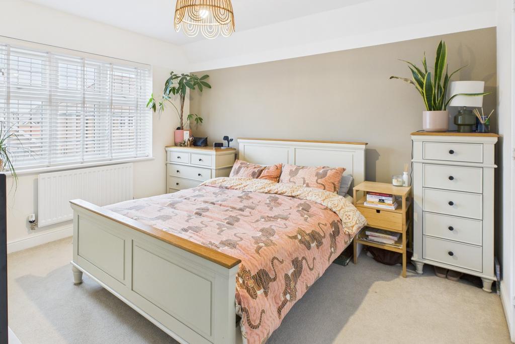 Cam02519 g0 pr0351 still014