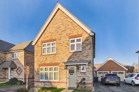 3 bedroom detached house for sale, Groves Way, Cottenham