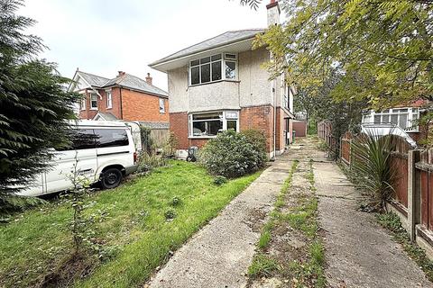 Ringwood Road, Poole, BH14