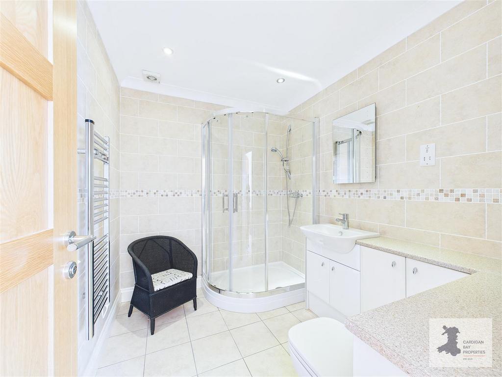 En-suite 2