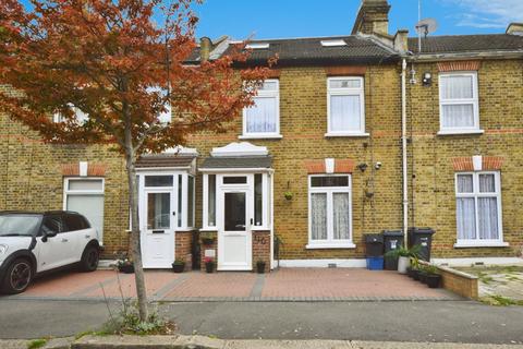 110 Westbury Road, Ilford, IG1 3BW