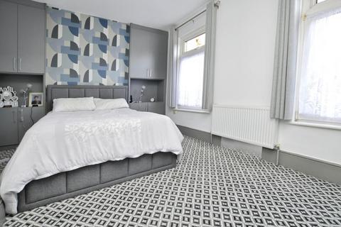 110 Westbury Road, Ilford, IG1 3BW