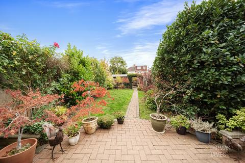undefined, Edenbridge Road, Enfield, EN1